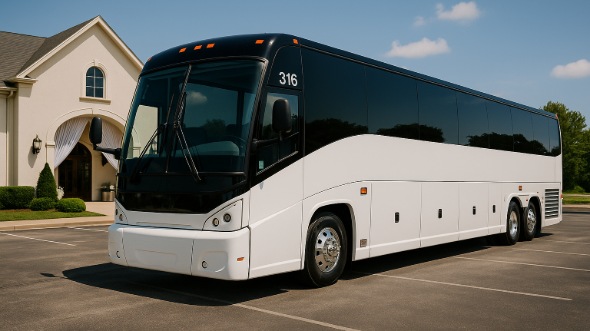 fort lee vacation bus rentals for family trips